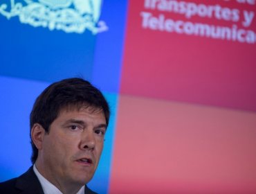 Ministro de Transporte descarta gratuidad del Transantiago