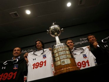 Colo Colo presentó camiseta conmemorativa por la Libertadores de 1991