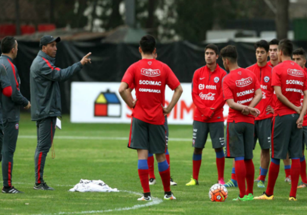 Héctor Robles dio a conocer la nómina sub 20 para los amistosos ante Uruguay