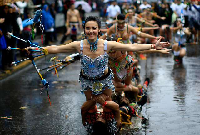 Conoce las mejores imágenes del “Santiago es Carnaval 2016”