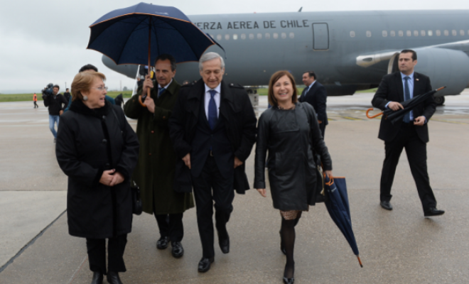 Bachelet arriba a Francia para liderar reunión del Consejo Ministerial de la OCDE