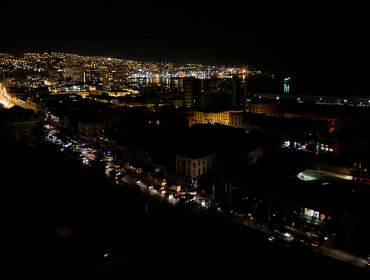 Apagón en Valparaíso: Servicio eléctrico será restablecido cerca de la medianoche