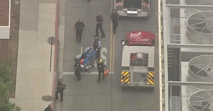 Al menos dos muertos en un tiroteo en la Universidad de California en Los Ángeles