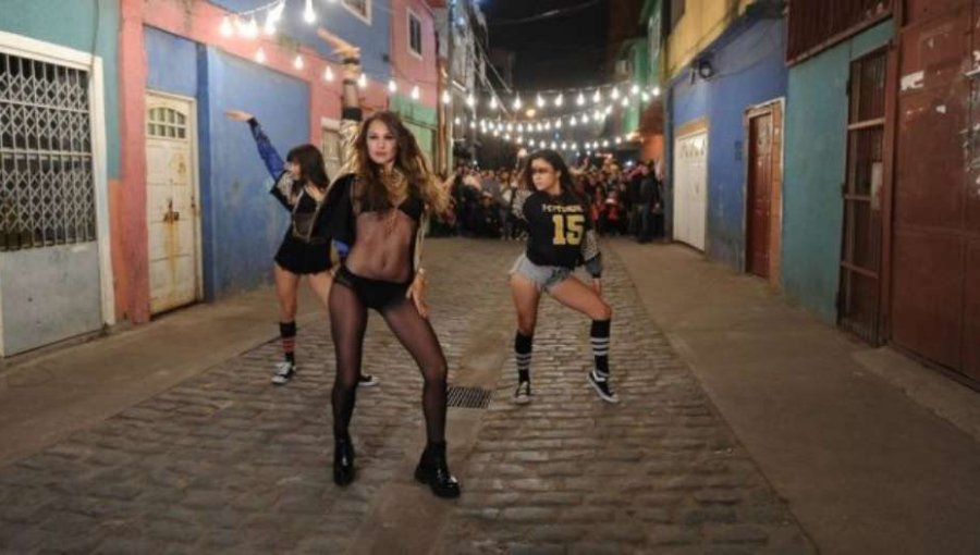VIDEO HOT: Pampita lo hace de nuevo en Show de TV Argentino