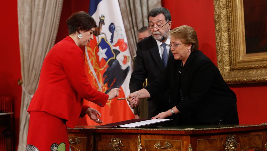 Claudia Pascual es nombrada como la primera ministra de la Mujer y la Equidad de Género