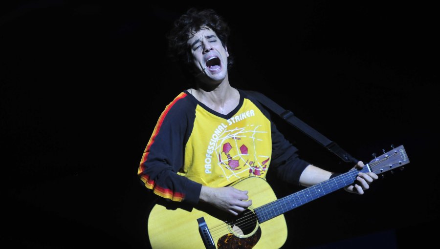 Con gran convocatoria se estrenó concierto teatral “Cerati, Nada Personal”