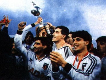 Hoy se cumplen 25 años de la hazaña alba de la Copa Libertadores