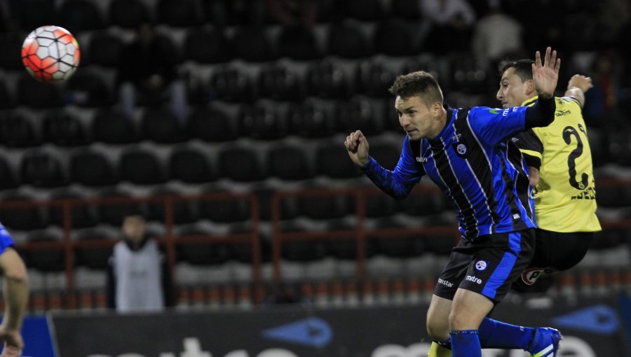 Claudio Sepúlveda renovó su vínculo con Huachipato