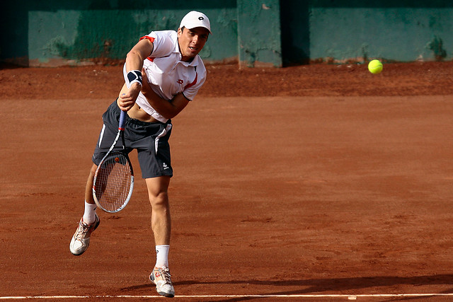 Tenis: Cristóbal Saavedra avanzó a cuartos de final en Futuro Bulgaria 4