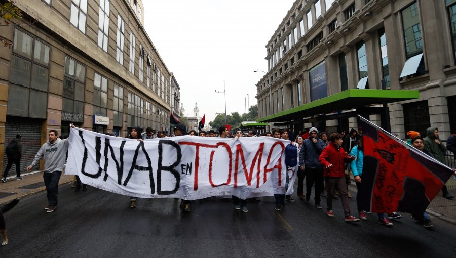 Estudiantes del Campus Creativo de la U. Andrés Bello deponen paro