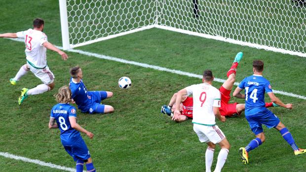 Eurocopa: Hungría igualó con Islandia y queda con pie y medio en octavos