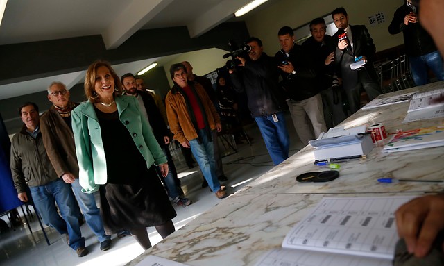 Helia Molina y baja concurrencia: “La gente se quedó celebrando el triunfo de Chile”