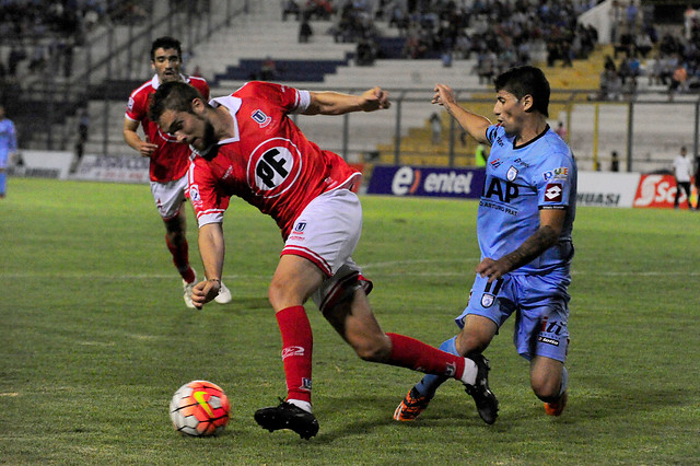 Diego Oyarzún se convirtió en el cuarto refuerzo de Palestino