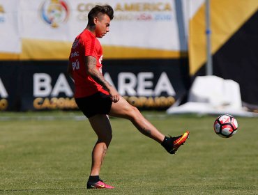 Eduardo Vargas y el duelo ante Colombia: “No nos consideramos favoritos”