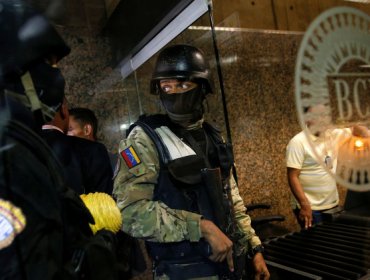 Abatido un hombre armado que irrumpió en la sede del Banco Central de Venezuela