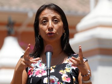 Cecilia Pérez baja candidatura a alcaldesa por Santiago