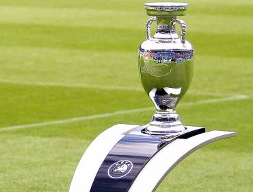 Eurocopa: Islandia logra histórica clasificación a octavos de final