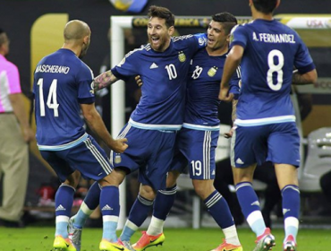 Argentina golea a Estados Unidos y se instala en la final de la Copa Centenario