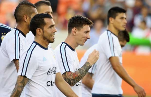 Tevez: "No me da lo mismo verlo por la tele"