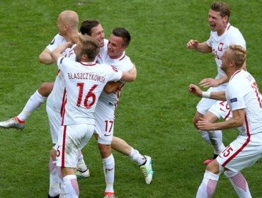 Eurocopa: Polonia festejó en los penales y accedió a cuartos