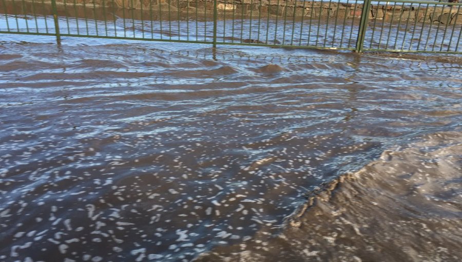 Alerta Roja para Antofagasta: Lluvias se intensifican en el norte