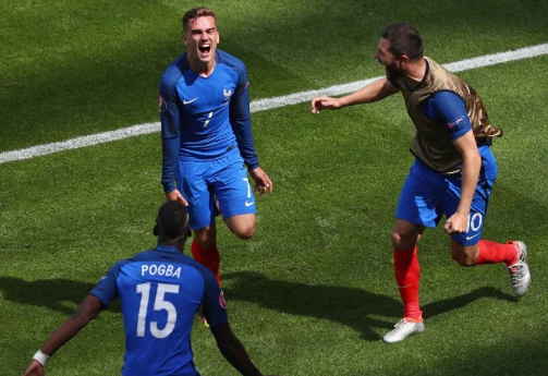 Eurocopa: Francia accede a cuartos tras vencer a Irlanda en agónico partido