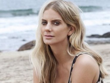 El infartante topless de Javiera Acevedo en su viaje a Europa