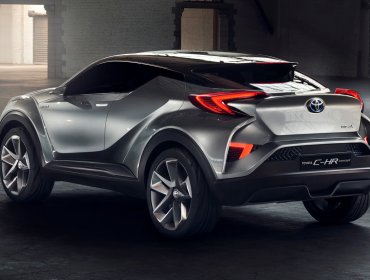 El Toyota C-HR nos desvela todos los detalles de su interior