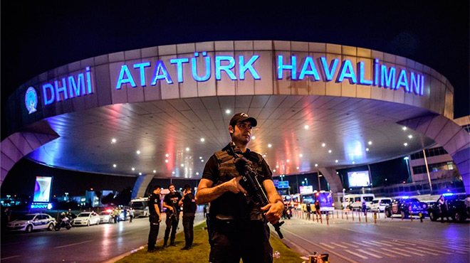 Nuevo Balance: 41 muertos y 239 heridos deja atentado en aeropuerto de Estambul