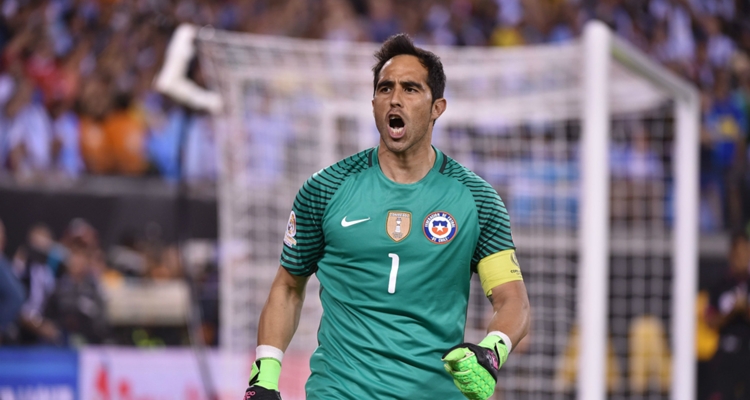 Manchester City quiere a Claudio Bravo