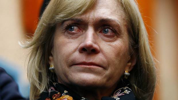 Evelyn Matthei declaró como imputada por uso de avión no declarado en Servel