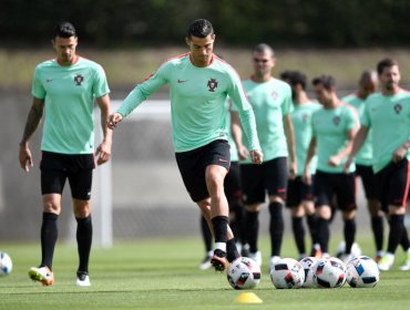 Portugal se impone por penales a Polonia en los cuartos de final de la Eurocopa 2016