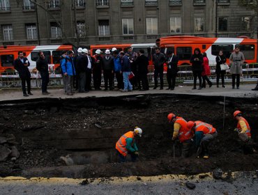 Reabierta avenida Providencia tras rotura de matriz