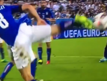 La acrobática acción de Florenzi que evitó el gol de Alemania en la Eurocopa