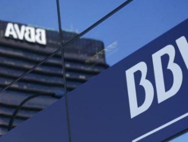 Violento asalto a banco BBVA en el centro de Santiago