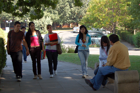 Universidades deberán cobrar aranceles diferenciados según situación económica de alumnos