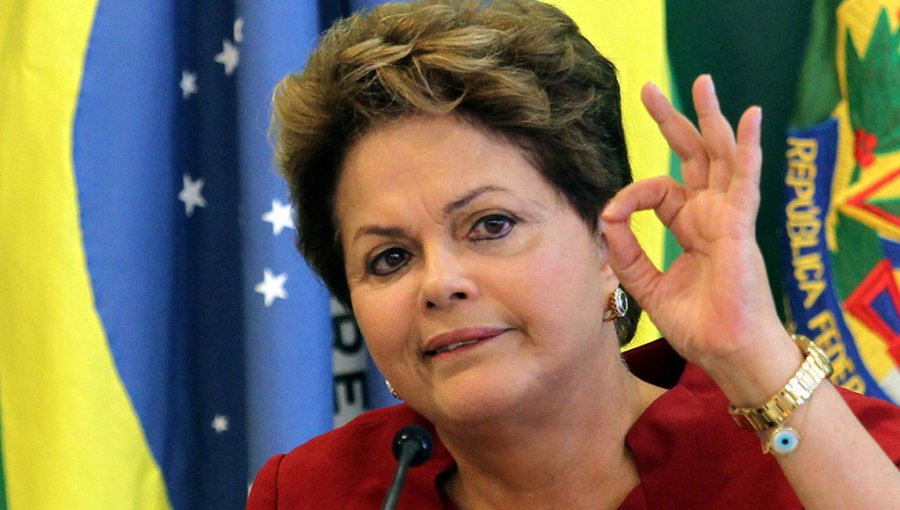 Brasil: Rousseff no acude a la comisión encargada de su juicio político