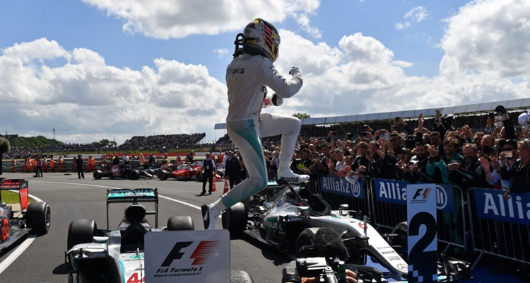 F1: Hamilton se quedó con el triunfo en su casa