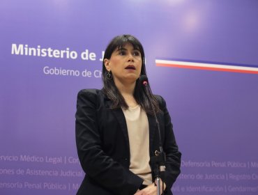 Ministra de Justicia confirma despidos en Gendarmería por mal uso de licencias