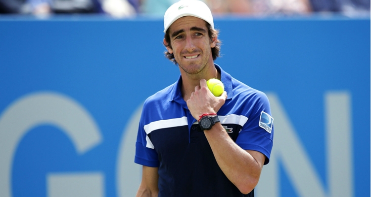 Pablo Cuevas,Facundo Bagnis y Renzo Olivo avanzan