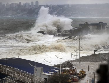 Impactantes vídeos de las marejadas en la Zona Central