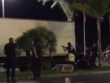 Video: Momento exacto en el que la policía mata al terrorista de Niza