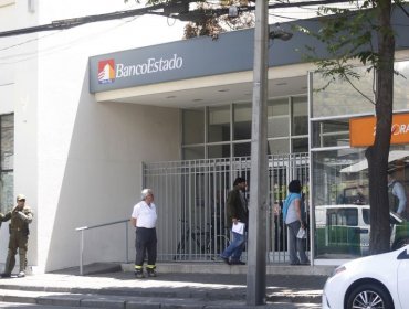 Conchalí: Intentó de robo a cajero en Banco Estado deja graves destrozos