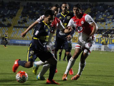 Copa Chile: Everton golea a Unión San Felipe y entra en Octavos