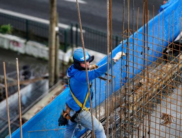 Cesantía en Santiago llega al 7,6 en junio según Universidad de Chile