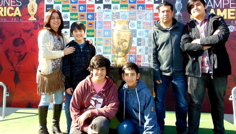 Más de 5 mil fanáticos se han fotografiado con la Copa América Centenario