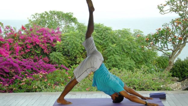 La sorprendente y poco conocida historia del yoga