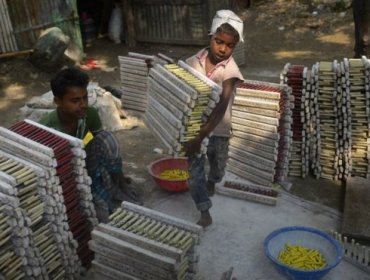 Compañeros matan brutalmente a niño trabajador de 10 años en una fábrica textil de Bangladesh