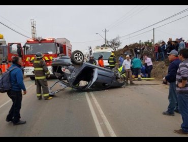 Coquimbo: Volcamiento deja dos personas heridas en ruta D-43