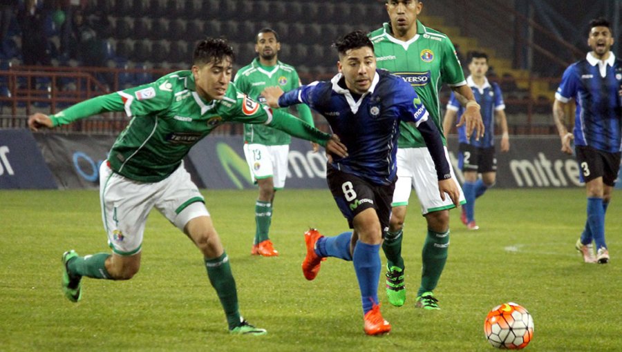 Huachipato debuta con un triunfo ante Audax Italiano en Talcahuano